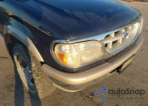 1997 Ford Explorer Eddie Bauer/Limited/Xl/Xlt из США, поврежденный, VIN 1FMDU34E9VZC28557